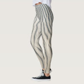 ビーチ砂 レギンス (左)