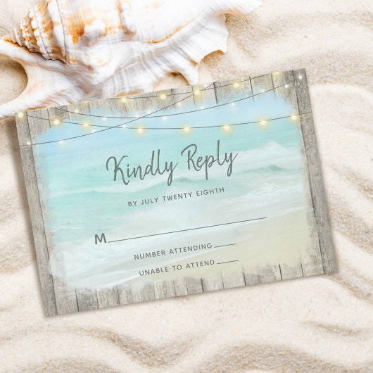 ビーチ素朴木製ストリングライトウェディングRSVP 出欠カード