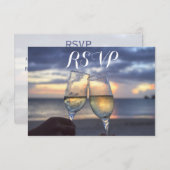 ビーチ結婚式カスタムRSVPカードにサンセットオン 出欠カード (正面/裏面)