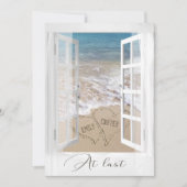 ビーチ結婚式ハートとウィンドウ内の名前 招待状 (正面)