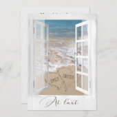 ビーチ結婚式ハートとウィンドウ内の名前 招待状 (正面/裏面)