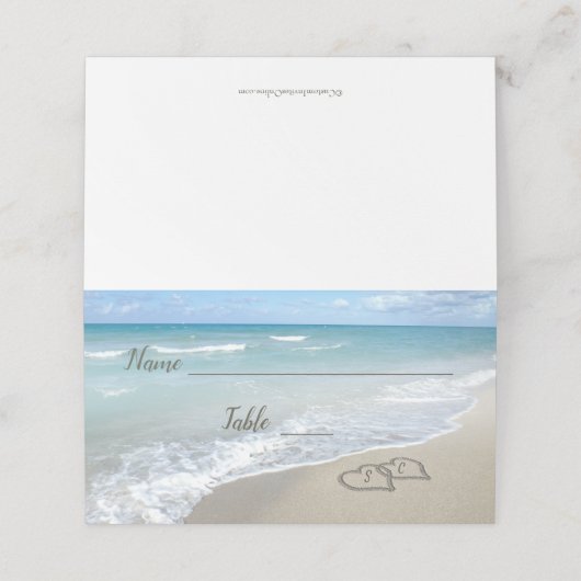 ビーチ結婚式ハートインサンドエレガントイニシャル プレイスカード (外部開封)