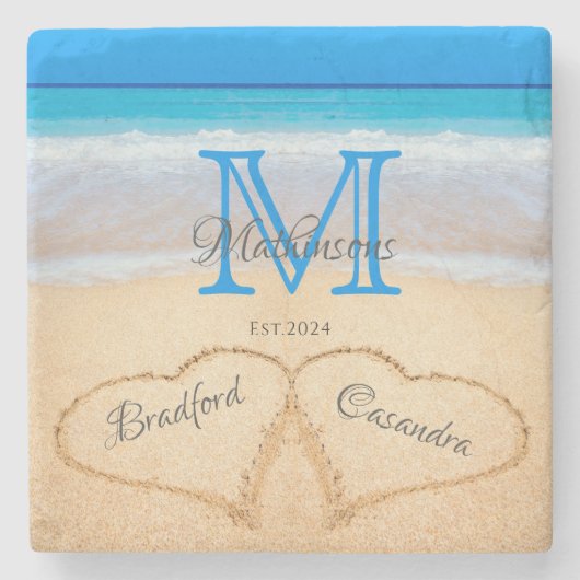 ビーチ結婚式ハートインサンドファミリーモノグラム ストーンコースター (正面)