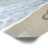 ビーチ結婚式ハートイン砂エレガント ポスター (角)