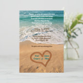 ビーチ結婚式上のハート内の名前 招待状 (スタンド正面)