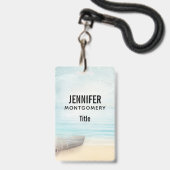 ビーチ航海のシーンとローボート&魚釣りネット バッジ (正面（ネックストラップ付）)