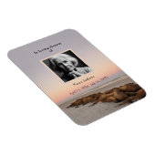 ビーチ追悼記念 マグネット (右側)