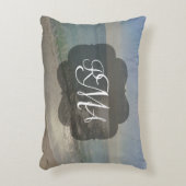 ビーチ3文字モノグラムイニシャル海 アクセントクッション (正面(垂直))