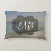 ビーチ3文字モノグラムイニシャル海 アクセントクッション (裏面)