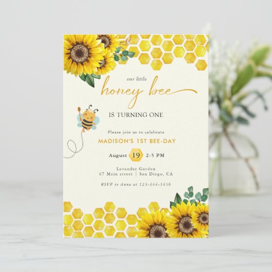 ビーデイ誕生日ベビーガール招待状 招待状 (スタンド正面)