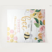 ビーデイ（昆虫）マルハナバチ誕生日ピンクフローラバナー タペストリー (正面(横))