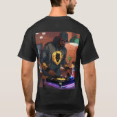 "ビートを回転する: DJ-インスパイアGraphic T-Shirt" Tシャツ (裏面)