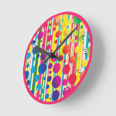 [ビートニクバブル]レトロ水玉模様ストライプのピンク ラウンド壁時計 (傾斜)