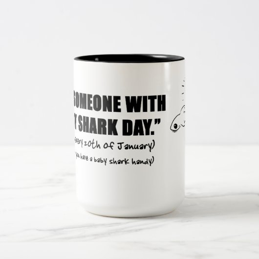 ビートベビーの鮫のマグとの誰か ツートーンマグカップ (中央)