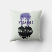 ビートルジュース |リディア「奇妙で珍しい」グラフィック クッション (裏面)