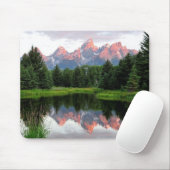 ビーバーの池上のTetonの壮大な反射 マウスパッド (マウス)