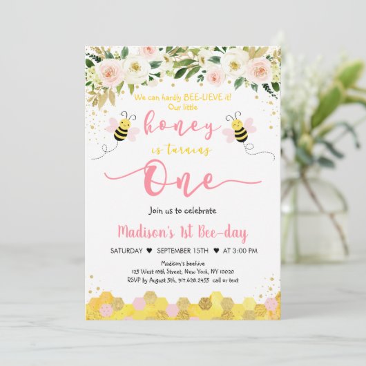 ビーピンク金ゴールドフローラガールファースト誕生日 招待状 (スタンド正面)