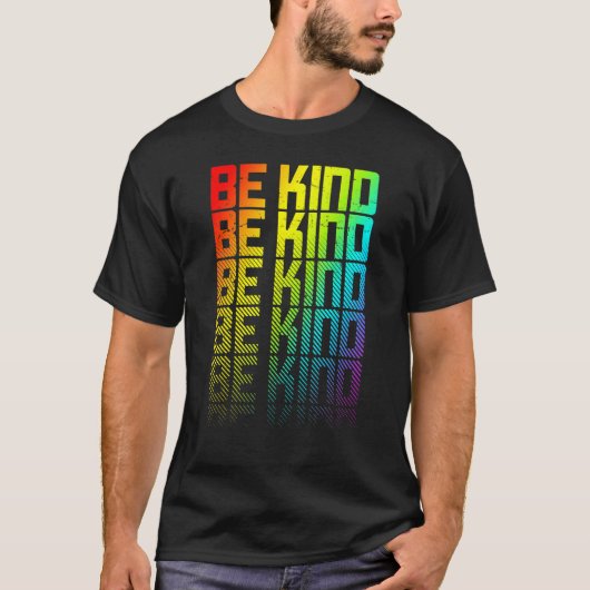 ビーフレンドリーLgbtq+レインボーゲイプライド文字フェードグラフィック Tシャツ (正面)