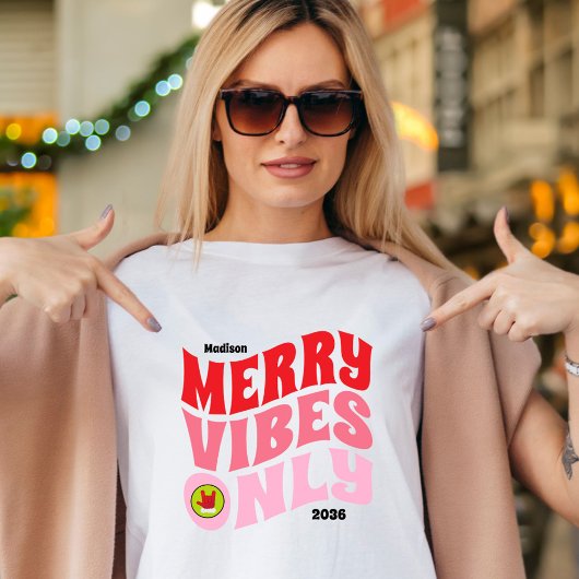 ビーブスメリーのみピンク赤おもしろいクリスマガーリース Tシャツ
