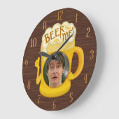 ビールおもしろいでユーモアを飲む |写真パーソナライズされた ラージ壁時計 (傾斜)