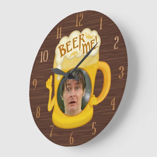 ビールおもしろいでユーモアを飲む |写真パーソナライズされた ラージ壁時計 (傾斜)