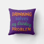 ビールおもしろい引用文:飲むと飲む問題が解決 クッション (裏面)