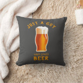 ビールが大好きな男 クッション (ブランケット)