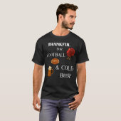 ビールとアメリカンフットボールに感謝 Tシャツ (正面フル)
