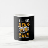 ビールとハチが好き コーヒーマグカップ (中央)