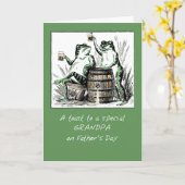 ビールと焼いている祖父の父の日のカエル カード (黄色い花)