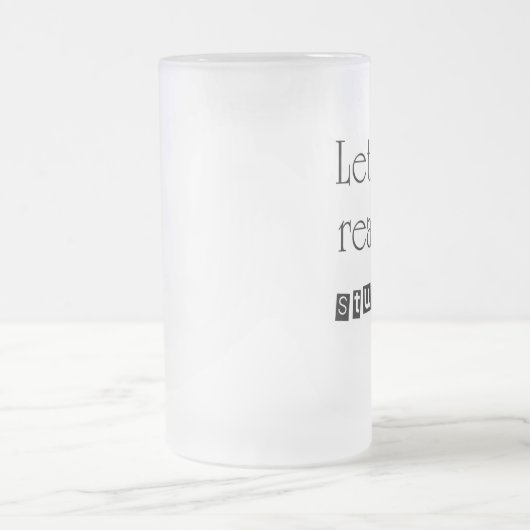 ビールのおもしろいことわざジョークはギフトを煮込む フロストグラスビールジョッキ (中央)