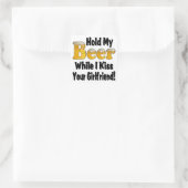 ビールのガールフレンドを抱えている スクエアシール (バッグ)