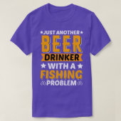 ビールのドリンカー魚釣り問題 Tシャツ (デザイン正面)