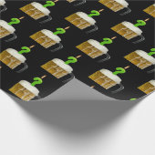 ビールの中の誕生日ケーキのろうそく ラッピングペーパー (角)