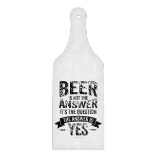 ビールは答えではない カッティングボード