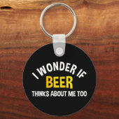 ビールも私のことを考えているのだろうか キーホルダー (正面)