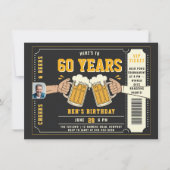 ビールをテーマにしたブラックチケットメンズ大人誕生日写真 招待状 (正面)
