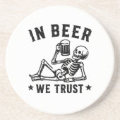 ビールを信じる冷やかしスケルトンのビアポン コースター (正面)