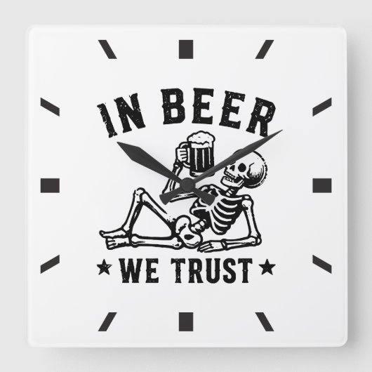 ビールを信じる冷やかしスケルトン ビアポン スクエア壁時計 (正面)