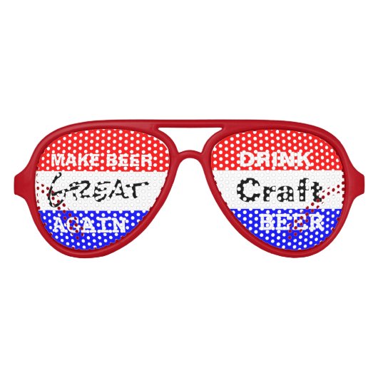 ビールを再素晴らしびクラフトビールを飲む アビエーターサングラス (正面)