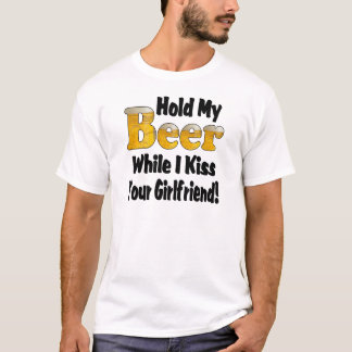 ビールを取ってキスしてね 面白いフレーズ Tシャツ