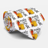 ビールを飲むタイおもしろいプで作られる ネクタイ (ロール)