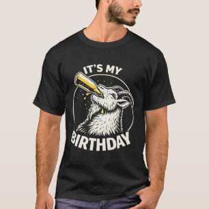 ビールを飲むヤギ 誕生日おめでとう Tシャツ