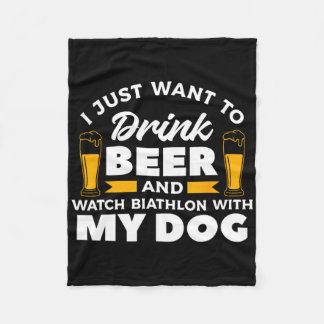 ビールを飲んでバイアスロンを見たい フリースブランケット
