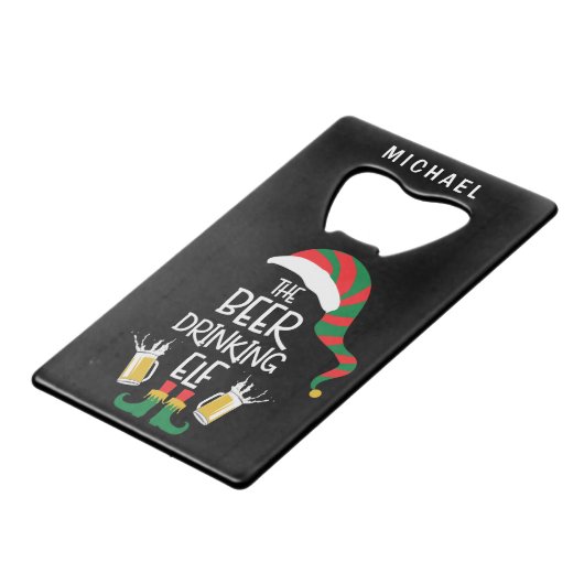ビールクリスマス小妖精や小人おもしろいタイポグラフィパーソナライズされた クレジットカード栓抜き (裏面アングル)
