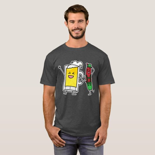 ビールソーセージOctoberfestオクトーバーフェストレダーホーゼン Tシャツ (正面フル)