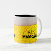 ビールバブルと泡おもしろい男の洞窟 ツートーンマグカップ (正面右)