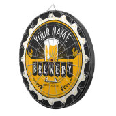 ビールパーソナライズされたボトルキャップバー ダーツボード (正面右)