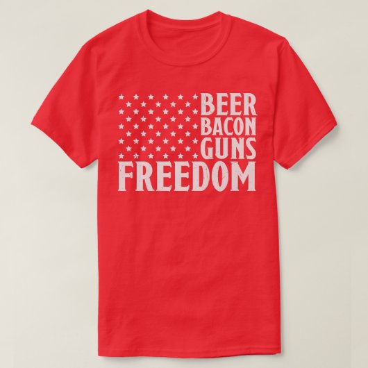 ビールベーコンガン&フリーダムアメリカ国旗  Tシャツ (デザイン正面)