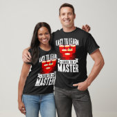 ビールポン簡単へ学懸命のマスタビールポンへ Tシャツ (ユニセックス)
